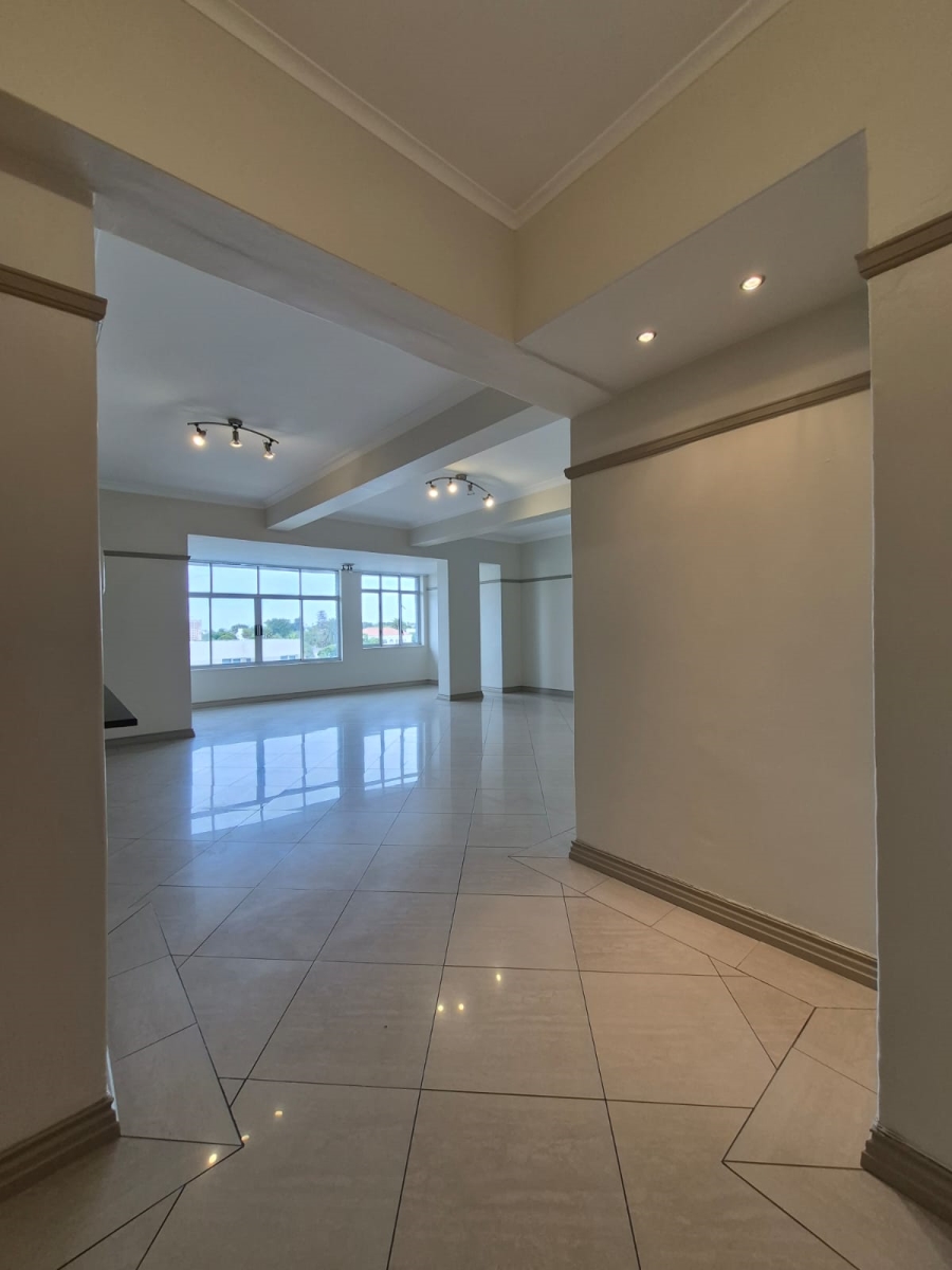 To Let 2 Bedroom Property for Rent in Summerstrand Eastern Cape